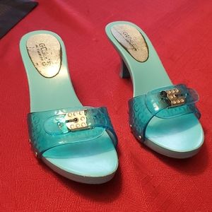 Guess transperent plastic blue flops. Size 9